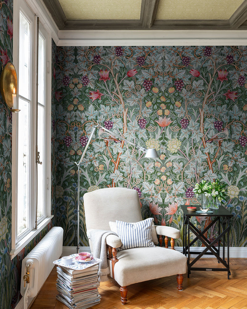 VINE EMBROIDERY wallpanel
