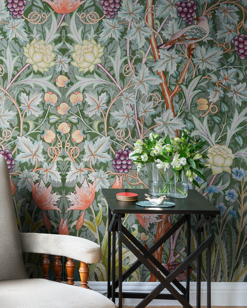 VINE EMBROIDERY wallpanel