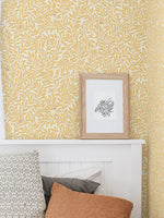 SERPENTIN - SUNNY OCHRE wallpaper